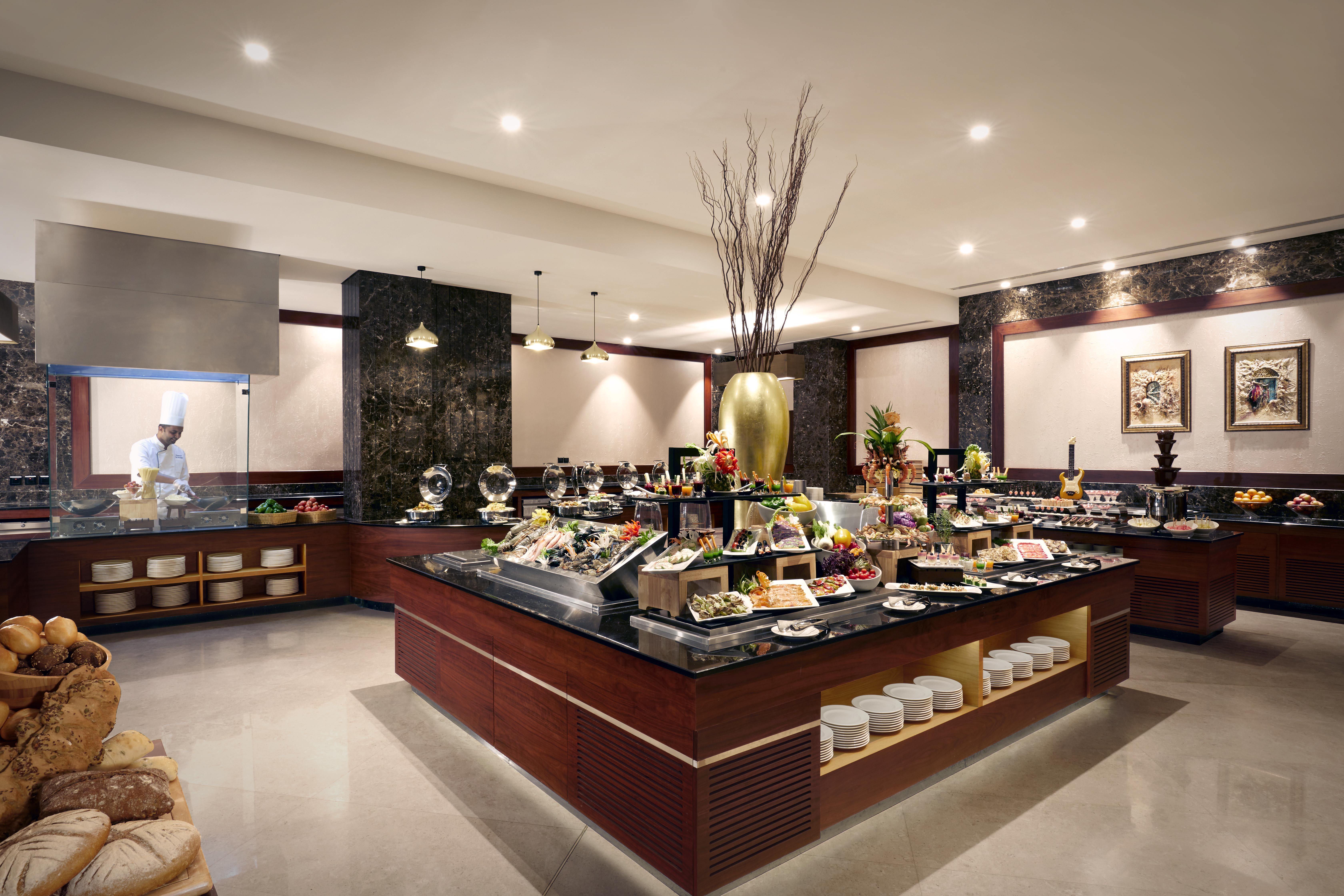 Royal Tulip Hotel 4*