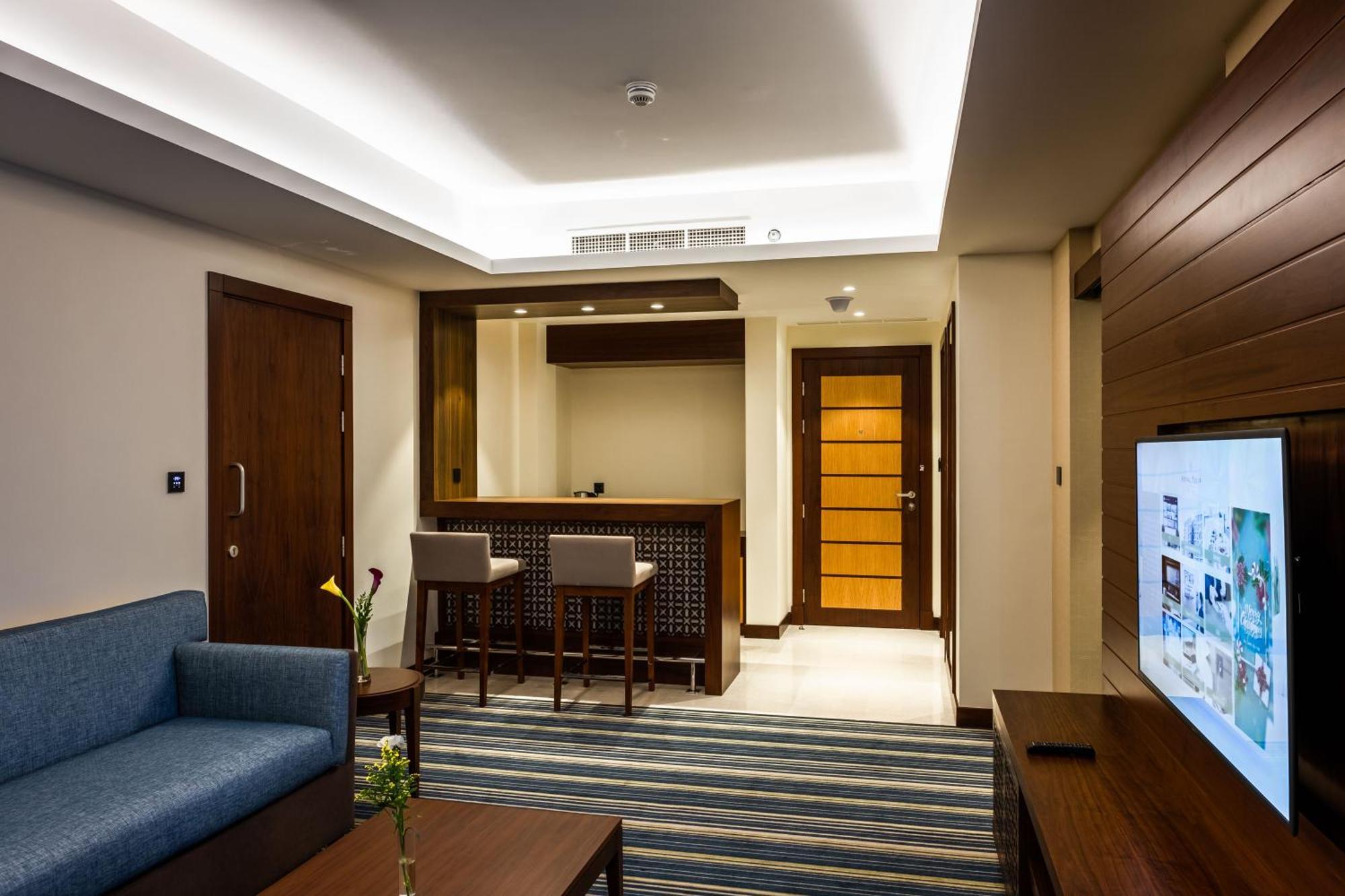 Royal Tulip 4* Masqat